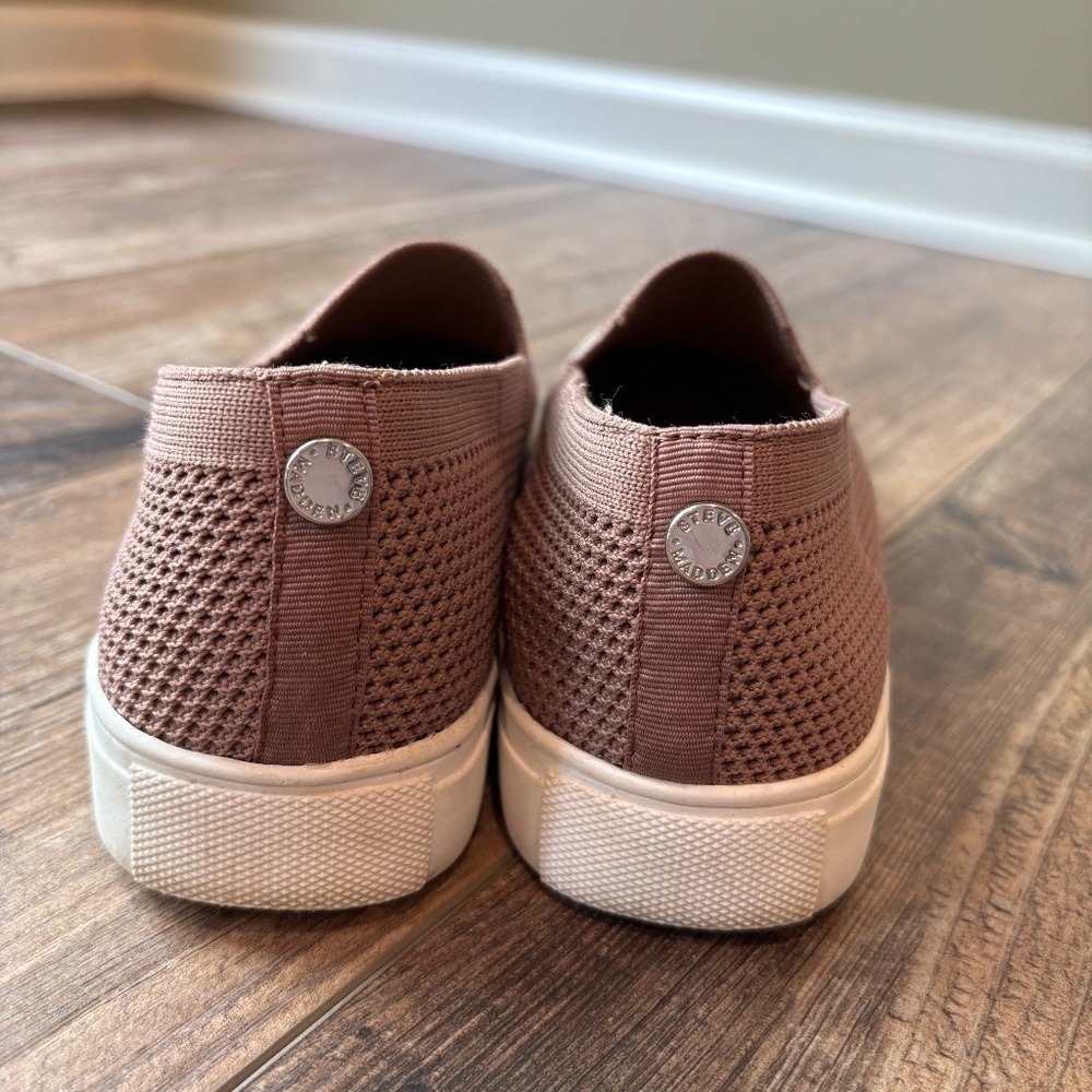 Steve Madden Freeda Stretch Knit Slip on Sneaker Women's Size 8 - Picture 4 of 10